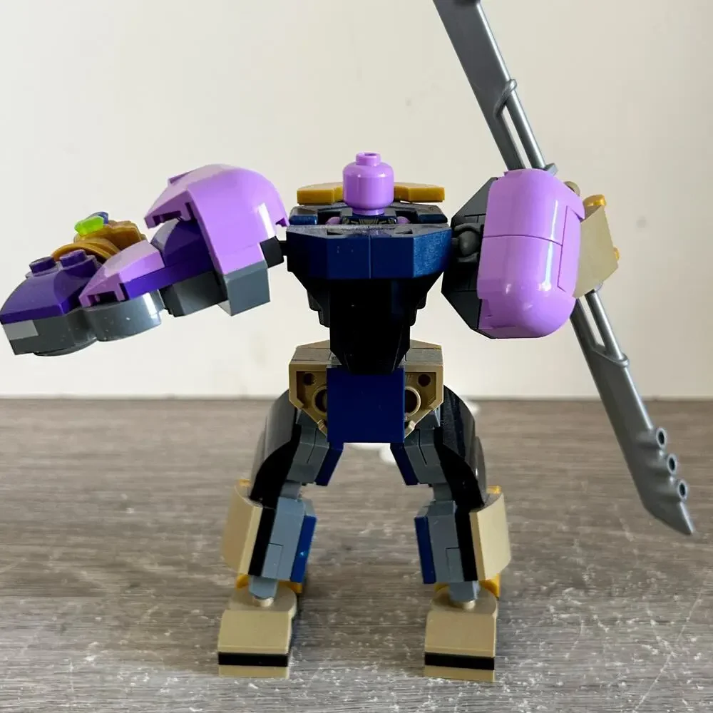 Lego Thanos Mech Armor 76242 Super Heroes Minifigure Building Set Complete EUC